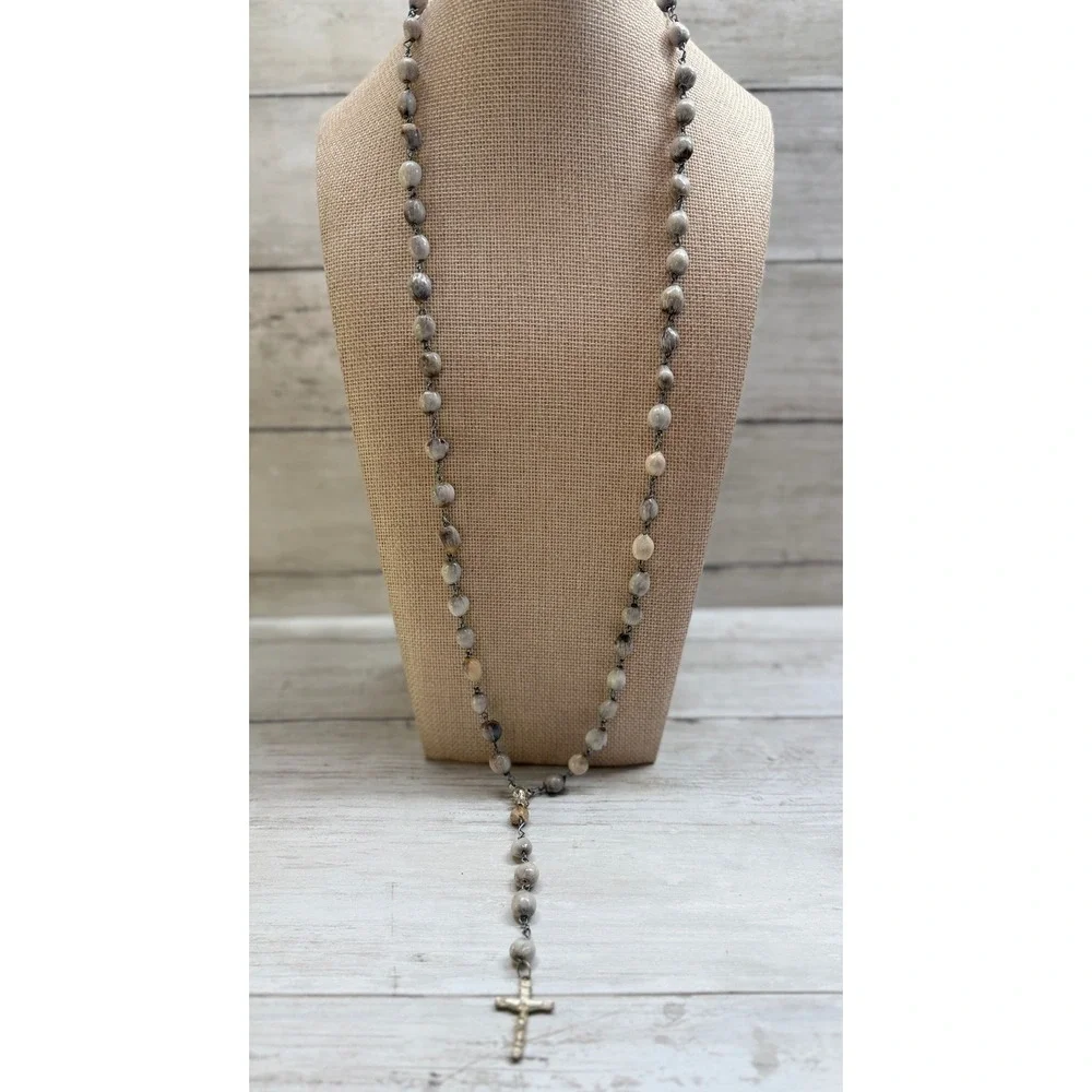 Natural Jobs Tears Seed Rosary Necklace Silver Tone Crucifix Virgin Mary Medal
